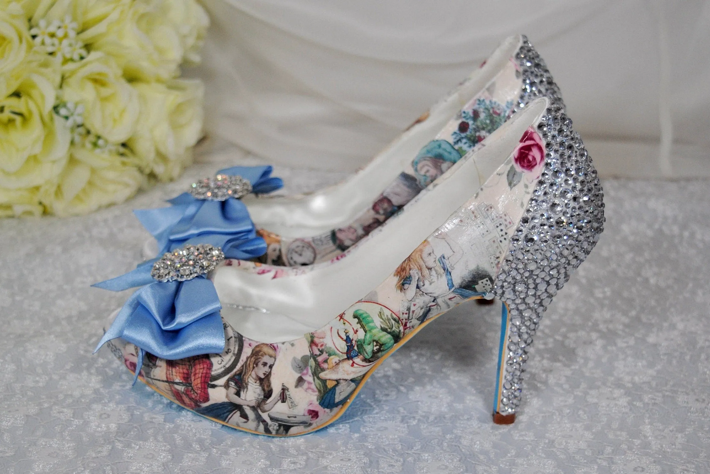 Alice in Wonderland - 10cm Heel