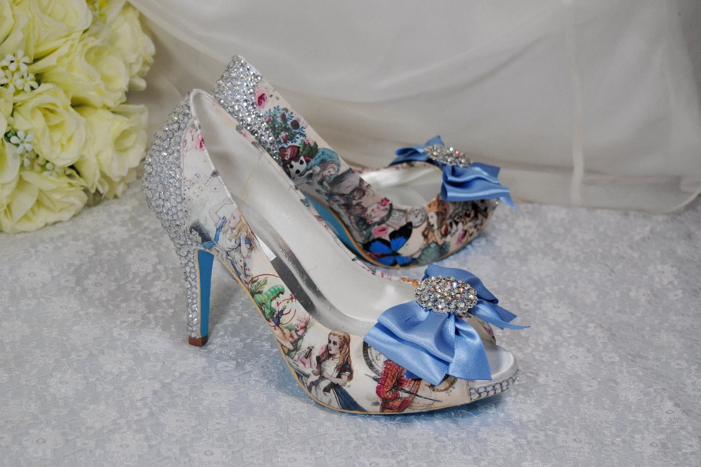 Alice in Wonderland - 10cm Heel