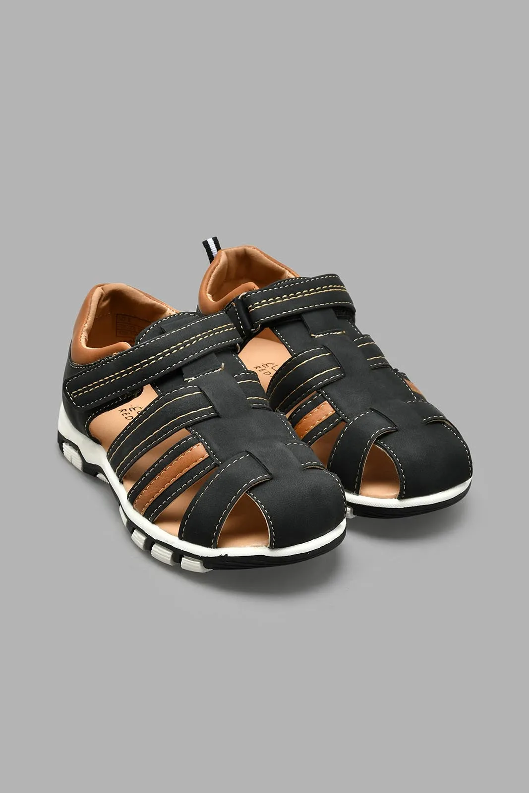 Black Fisherman Sandal