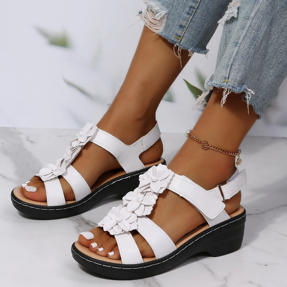 Comfortable Fashionable sandals