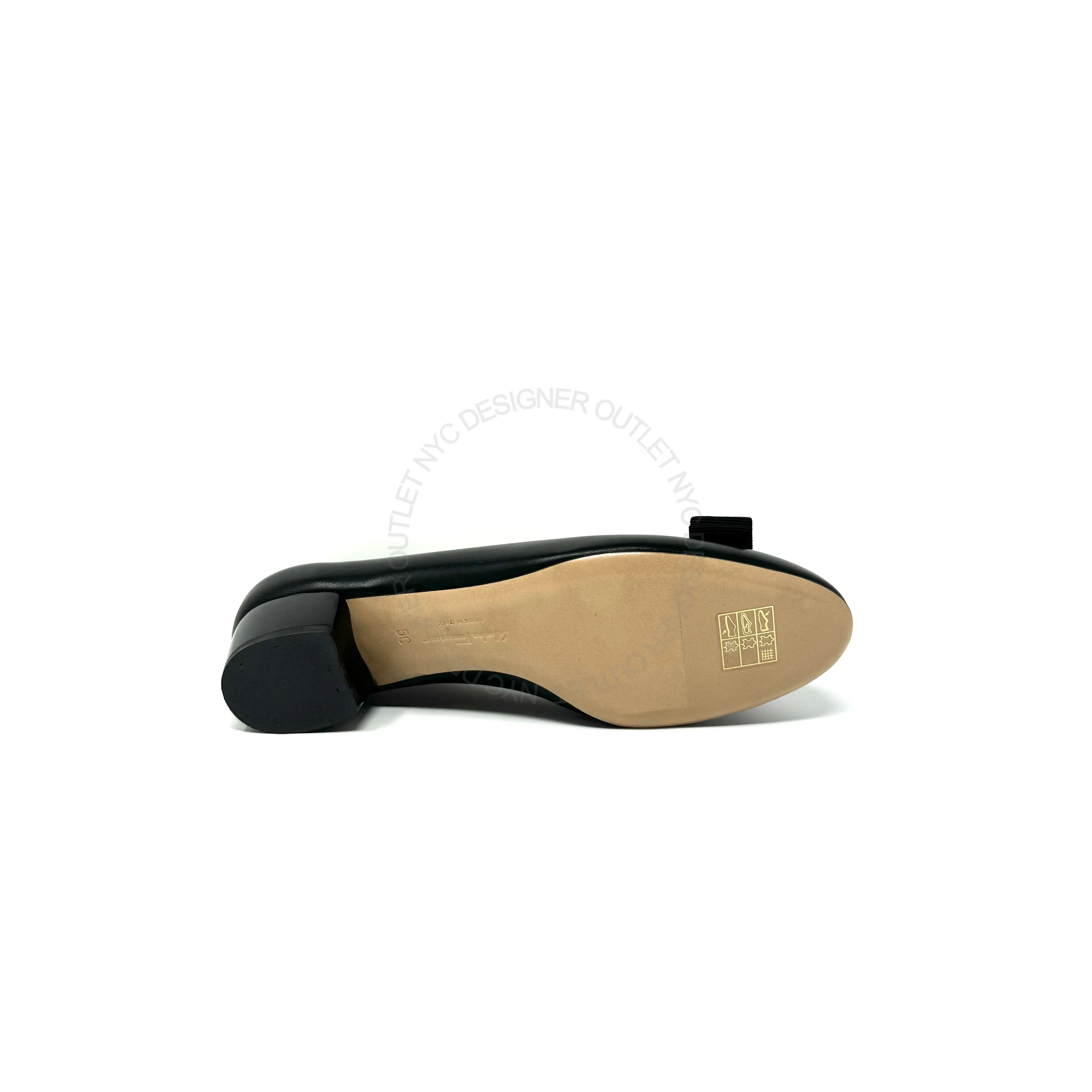 Ferragamo Vara 6 Pumps