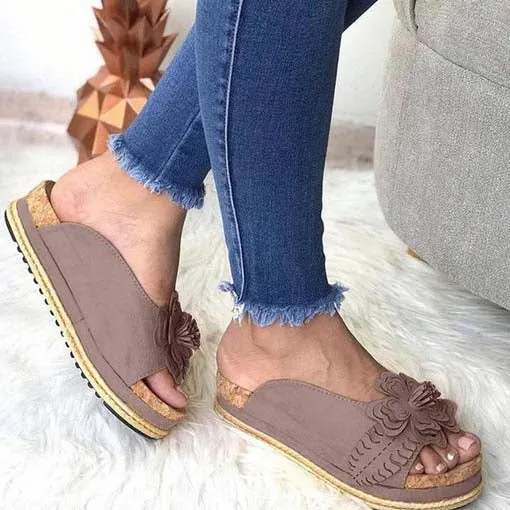 Flat Walking Low Heeled Flower Sandals