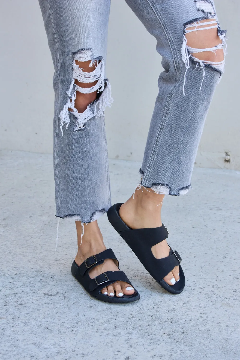 Forever Link Double Buckle Strap Slide On Open Toe Black Flat Sandals