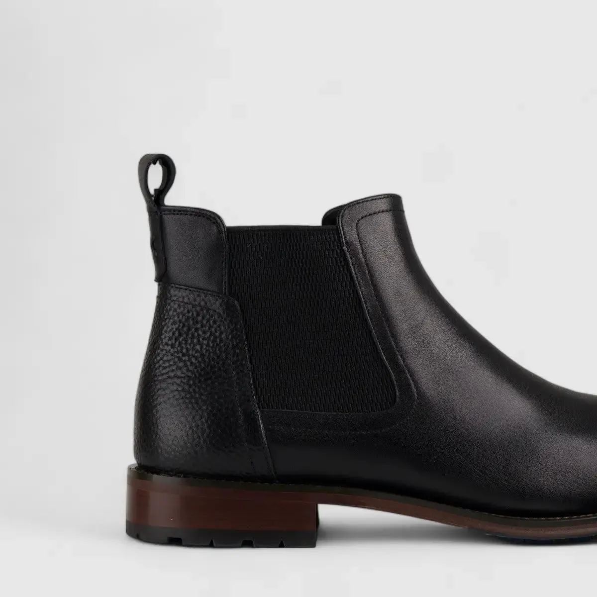 Formales Chelsea Boot Black YH22063