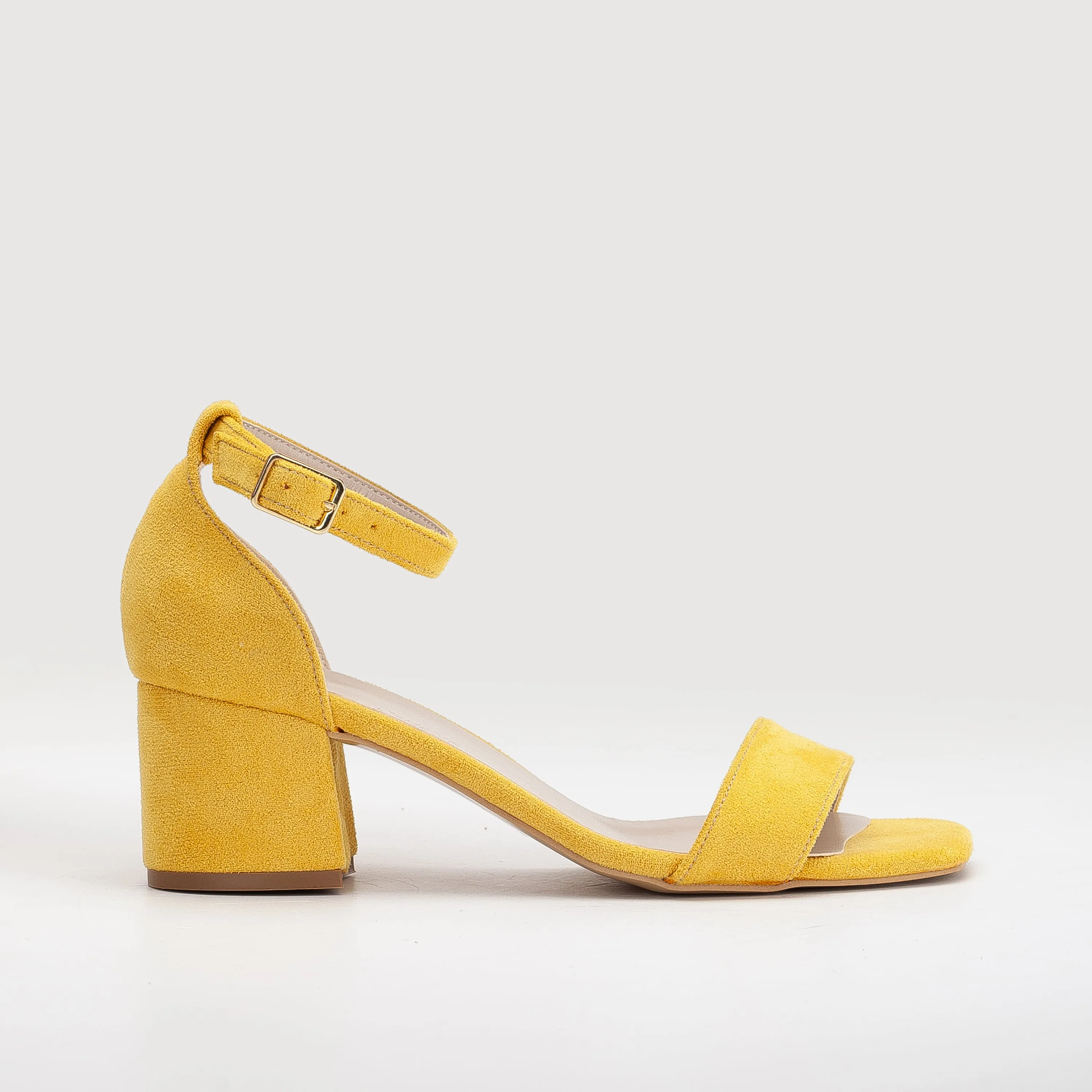 Illy - Yellow Sandals with Pearls