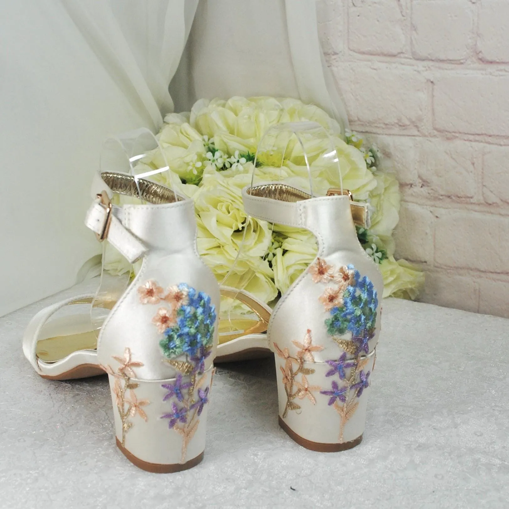 Ivory Block Heel Bridal Sandals, Low heels, Embroidered Wedding Shoes for Bride
