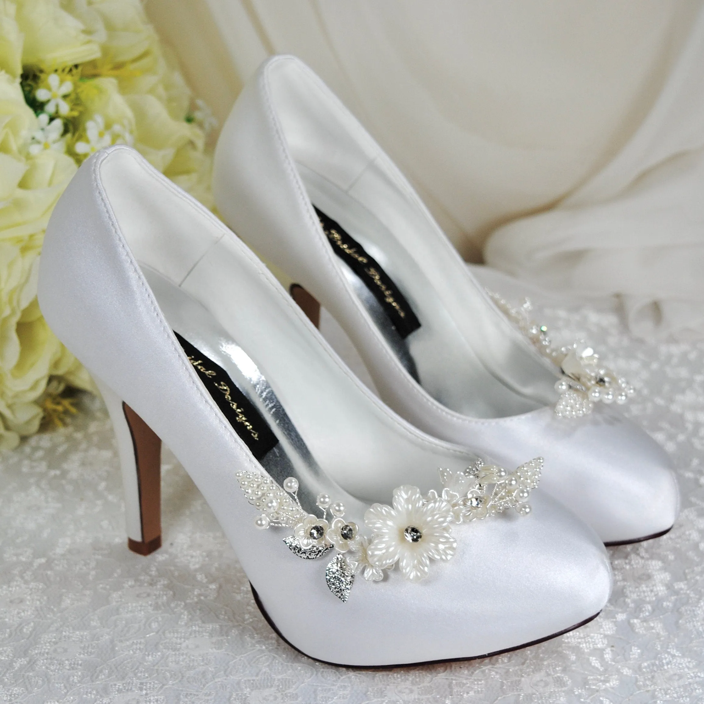 Wedding Shoes with Floral Shoe Clip