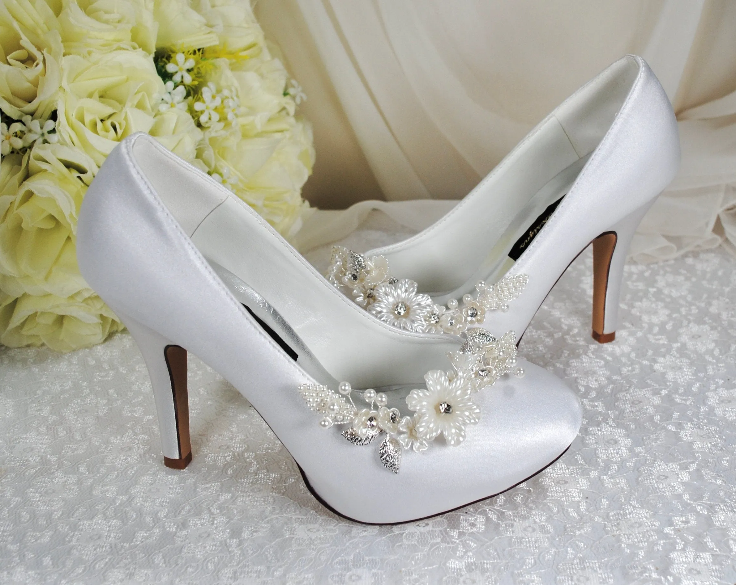 Wedding Shoes with Floral Shoe Clip