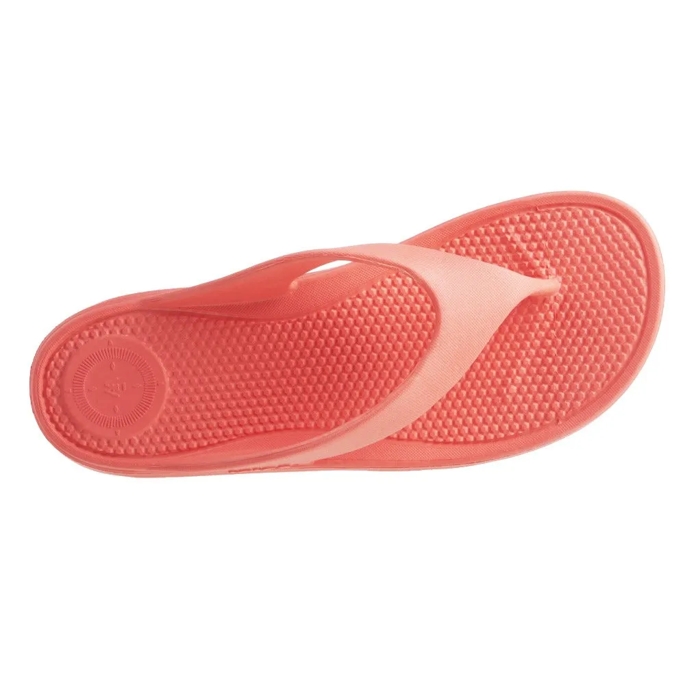 Women's Ara Thong with Everywear® Technology