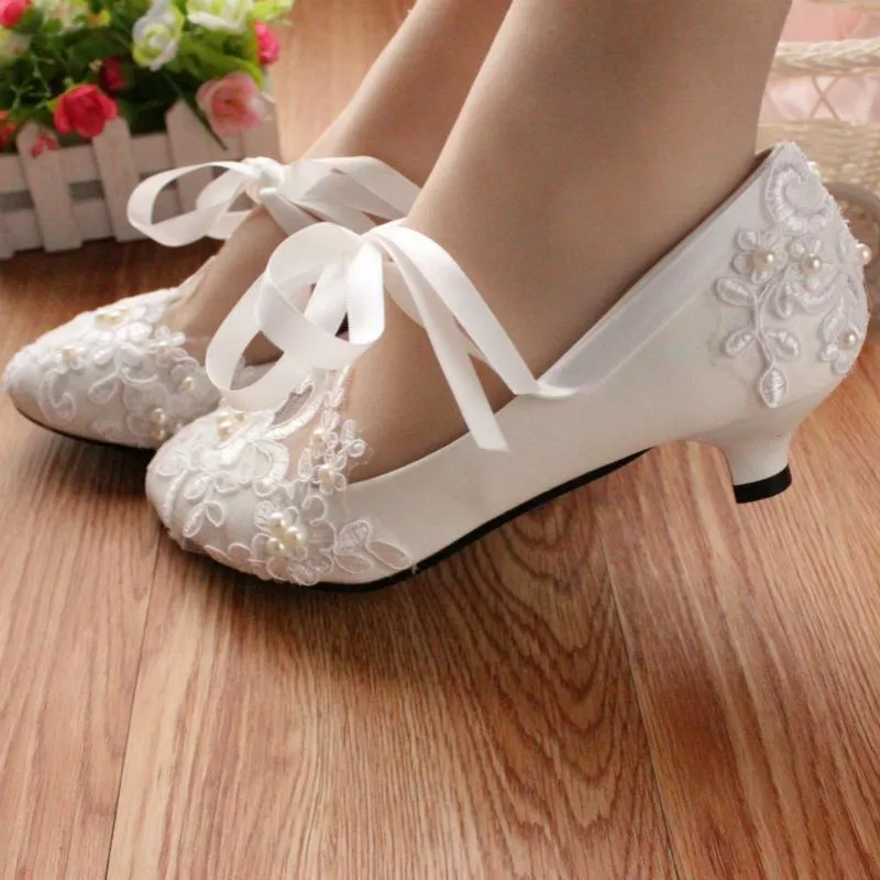 Women's white lace comfortabe wedding shoes